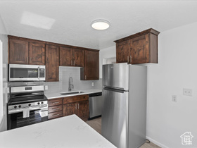 Photo 4 for 793 N 1200 West