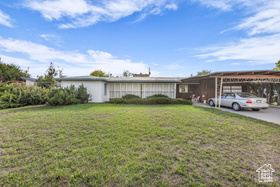 Photo 2 for 5440 S Alpine Dr