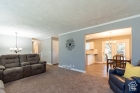 Photo 5 for 1422 E Winterwood Cir