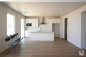 Photo 2 for 1583 W Andover Rd