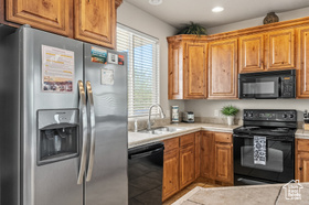 Photo 6 for 1845 W Canyon Dr #2012