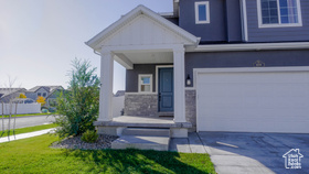 Photo 6 for 109 E Hidden Creek Way #550