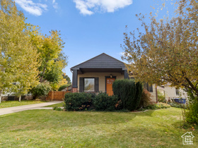 Photo 1 for 1056 E Elgin Ave