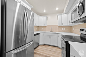 Photo 6 for 2244 N Canyon Rd #207