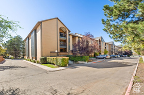 Photo 2 for 2244 N Canyon Rd #207