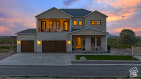 Photo 1 for 1108 W Marigold Dr #113