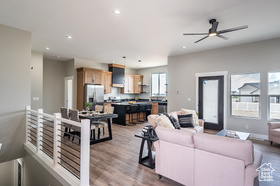 Photo 6 for 565 E Otto Ln #421