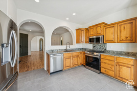 Photo 6 for 741 N Skipton Dr
