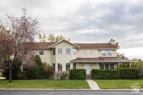 Photo 1 for 430 Country Club Dr