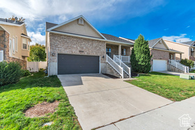 Photo 3 for 10896 S Poplar Brook Pl