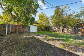 Photo 6 for 753 E Browning Ave