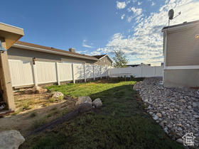 Photo 3 for 2830 S Ensign Park Dr