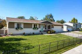 Photo 2 for 8474 S Mckenzie Ln