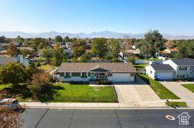 Photo 3 for 8474 S Mckenzie Ln