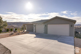 Photo 1 for 217 W Terrace Cir