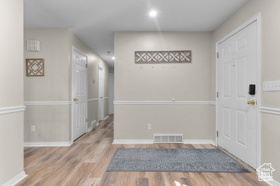 Photo 5 for 9776 S Amberwood Cir