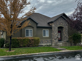 Photo 2 for 670 E Wyngate Point Ln