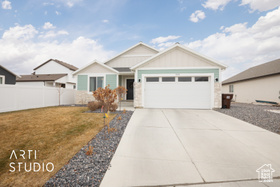 Photo 2 for 1606 E Bountiful Ln