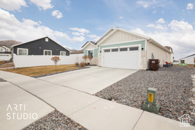 Photo 3 for 1606 E Bountiful Ln