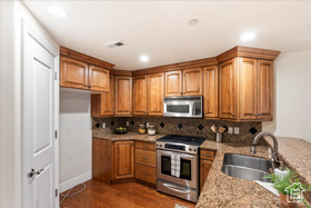 Photo 3 for 2665 E Parleys Way #210