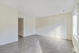 Photo 4 for 947 Canyon Rd #15