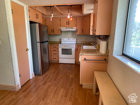 Photo 3 for 2099 E Worchester Dr