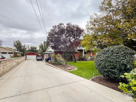 Photo 5 for 8701 S Temple Dr
