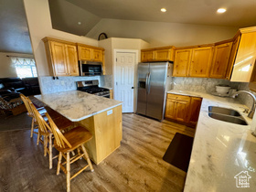 Photo 3 for 2513 W 600 North