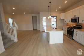 Photo 4 for 7238 W Terraine Rd