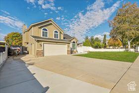 Photo 3 for 989 E Dry Gulch Rd
