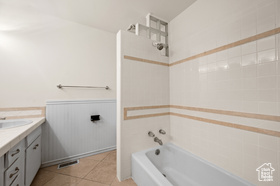 Photo 5 for 3404 E Enchanted Hills Dr