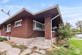 Photo 3 for 2829 S Liberty Ave