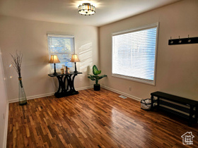 Photo 3 for 311 E Vidas Ave