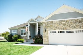 Photo 2 for 4008 S Cottonwoods Ct