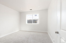 Photo 5 for 2604 N Clark Pkwy