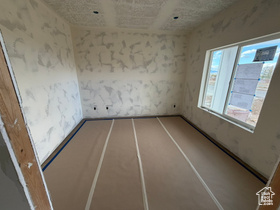 Photo 6 for 710 E 2475 North