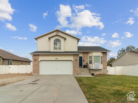 Photo 2 for 6401 S High Bluff Dr