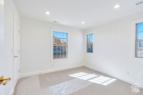 Photo 5 for 5637 W Abbey Ln #25