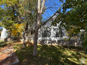 Photo 4 for 3780 N Willow Brooke Ln