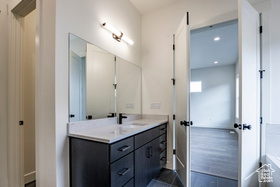 Photo 5 for 413 W Ascent Dr #271