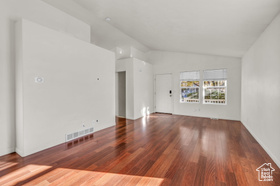 Photo 5 for 1581 N Durocher Ln