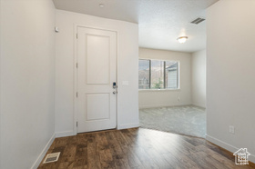 Photo 3 for 14747 S Haddington Rd