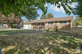 Photo 3 for 3574 W Kathy Ave