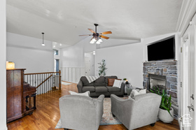 Photo 5 for 39 E Andrews Ln
