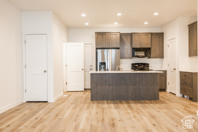 Photo 4 for 520 S Orchard Dr #17