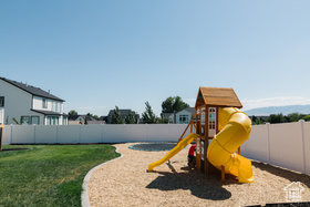 Photo 6 for 893 N 1580 East