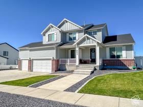 Photo 3 for 893 N 1580 East