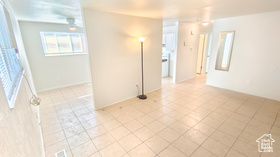 Photo 6 for 2530 S Parkcrest Dr