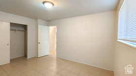 Photo 4 for 2530 S Parkcrest Dr