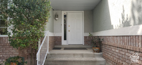 Photo 2 for 1416 E Farm Meadow Ln
